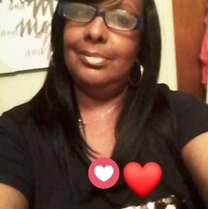 Meet your Posher, Janis